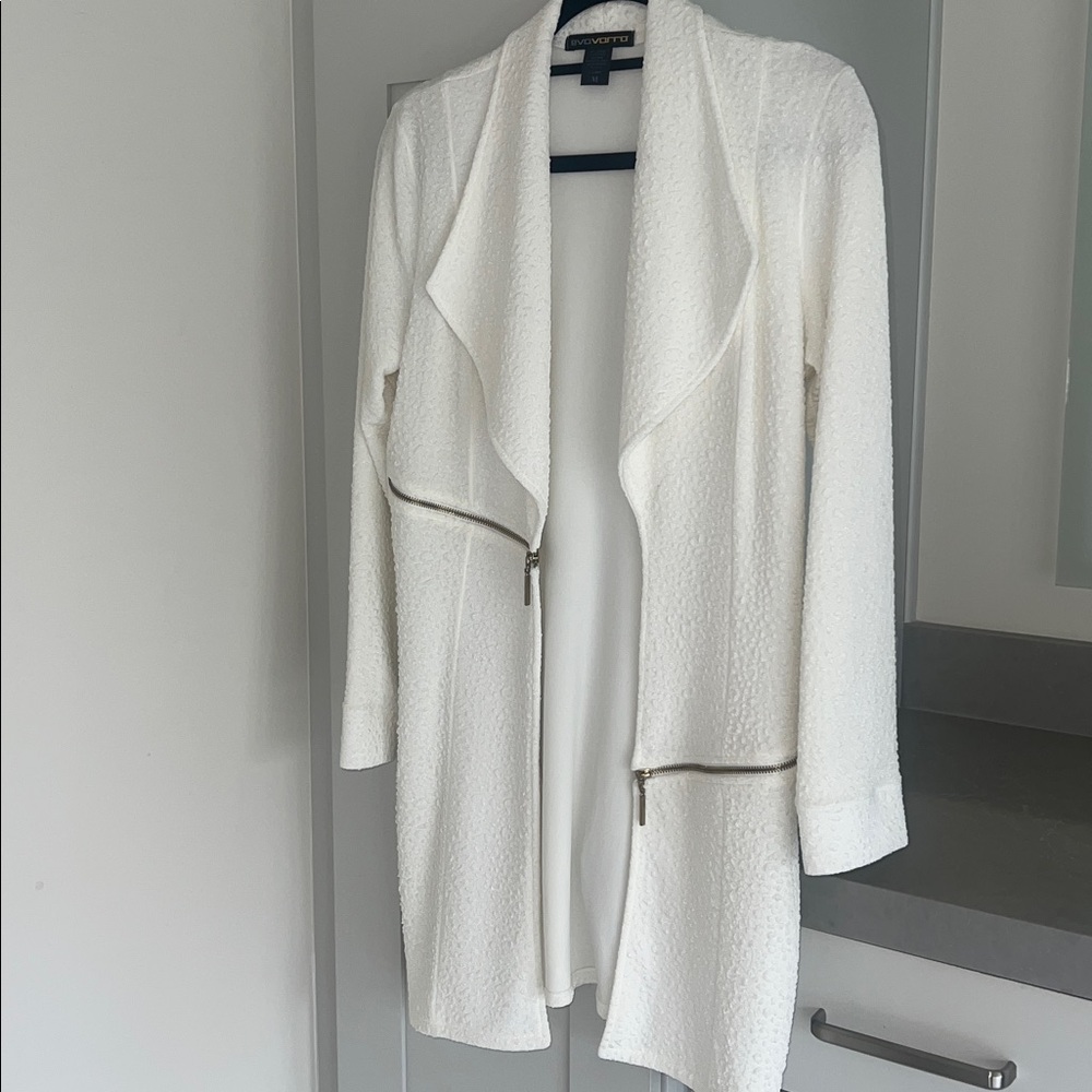 Eva Varro White Textured Long Barcelona Jacket-LIKE NEW